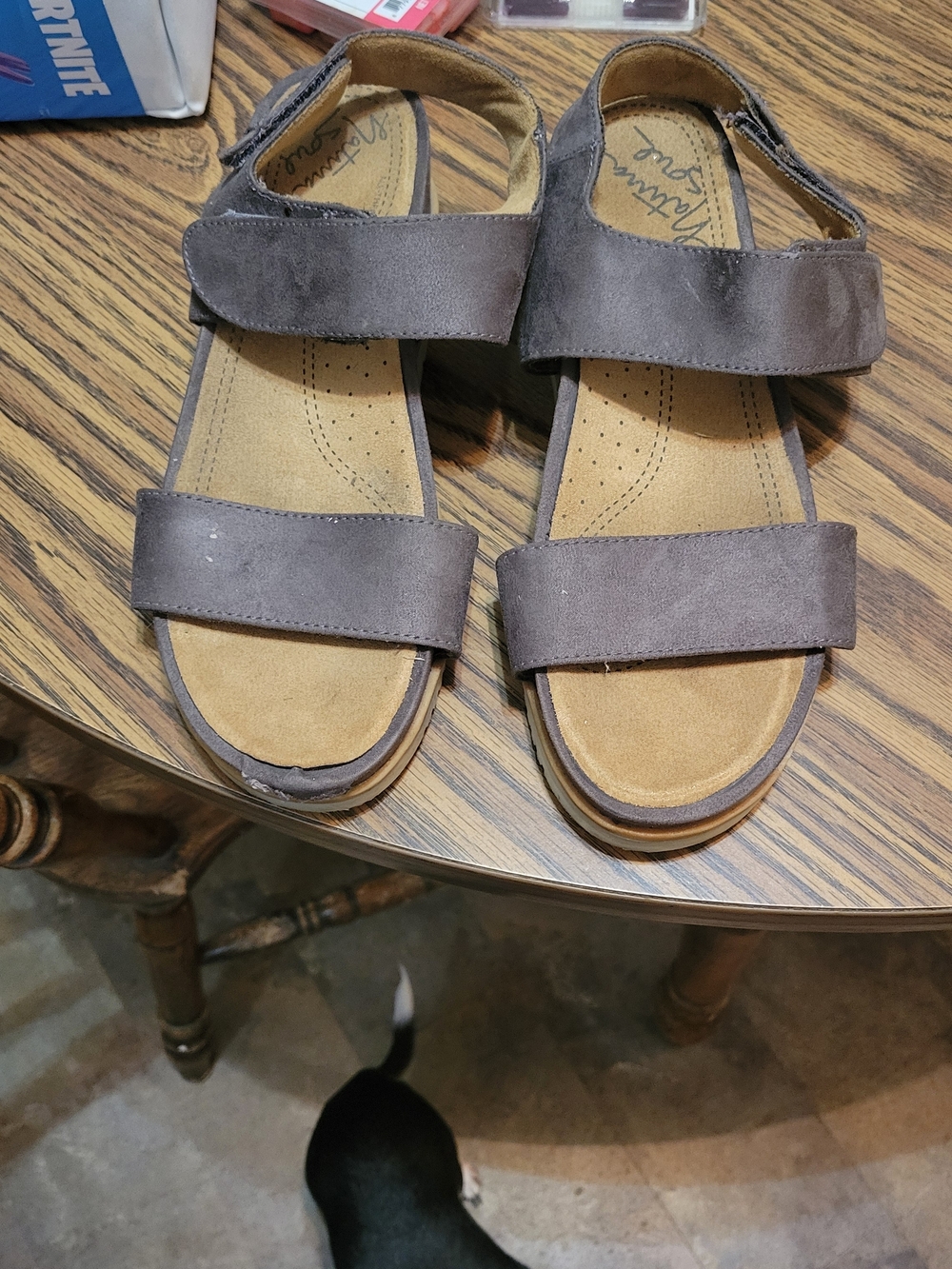 Natural Soul Women's Taupe Brown Dual-Strap Comfort Sandals